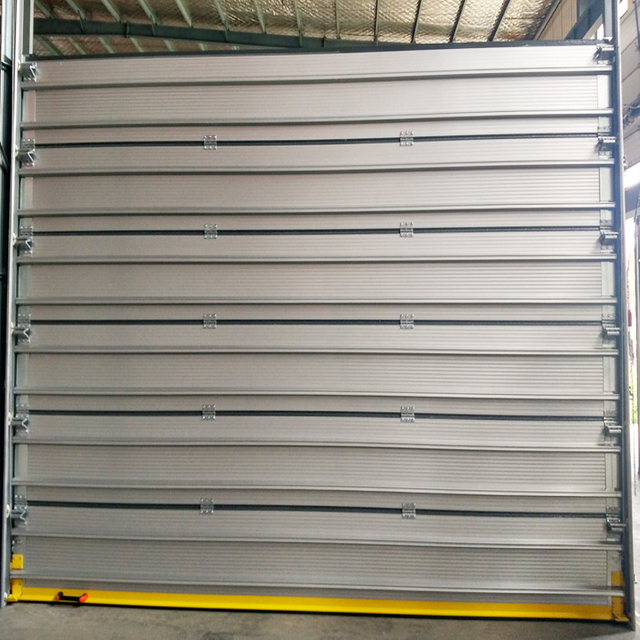 High performance industrial sectional doors